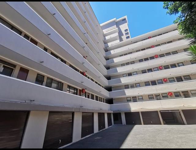 3 BEDROOM PROPERTY TO RENT IN GREEN POINT UPPER